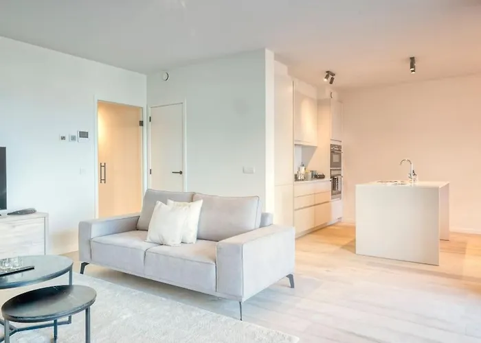 Apartamento Sunny Seaview Sanctuary In W Parking