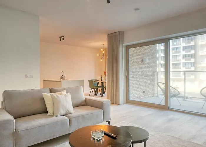 Apartamento Sunny Seaview Sanctuary In W Parking *